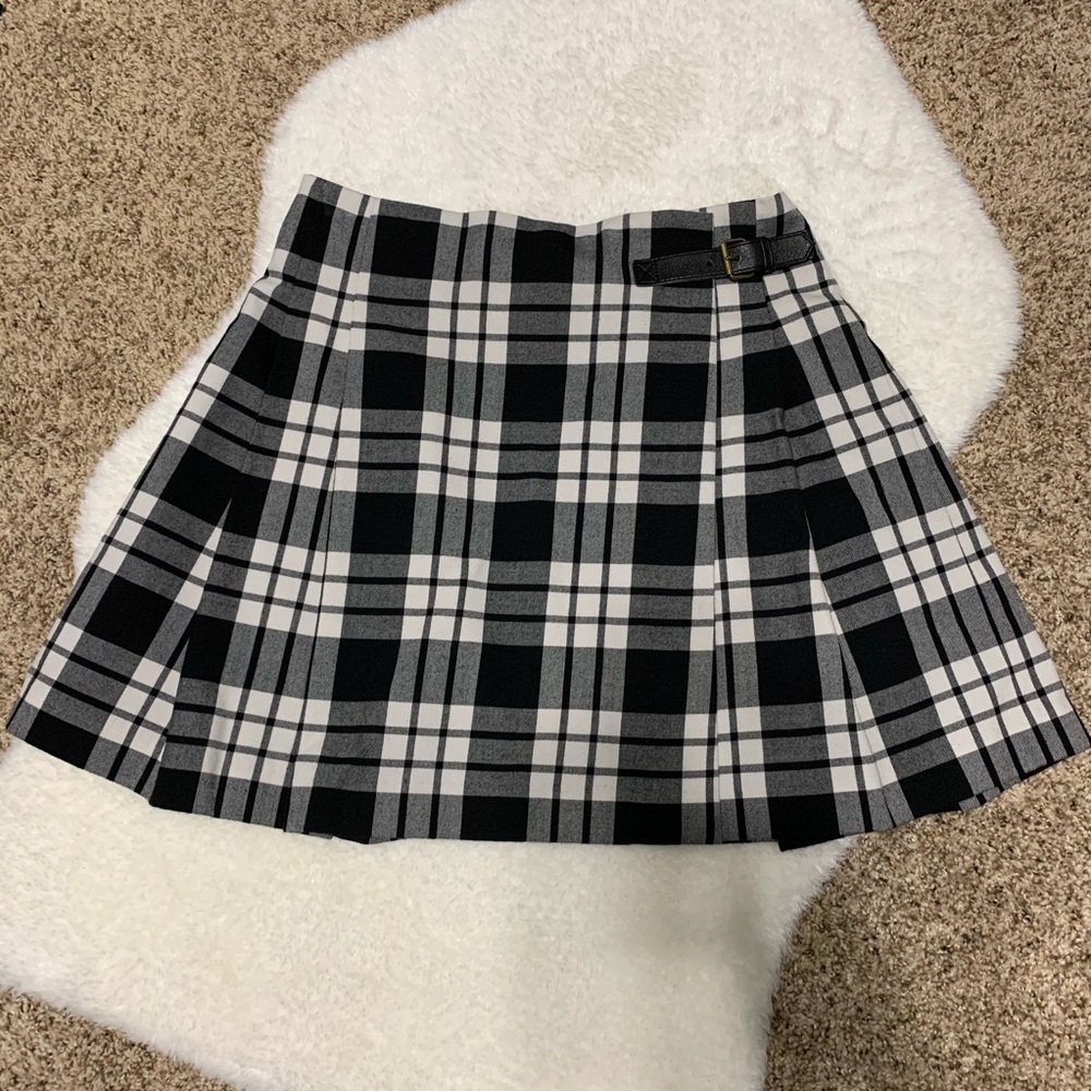Uniqlo plaid wrap skirt